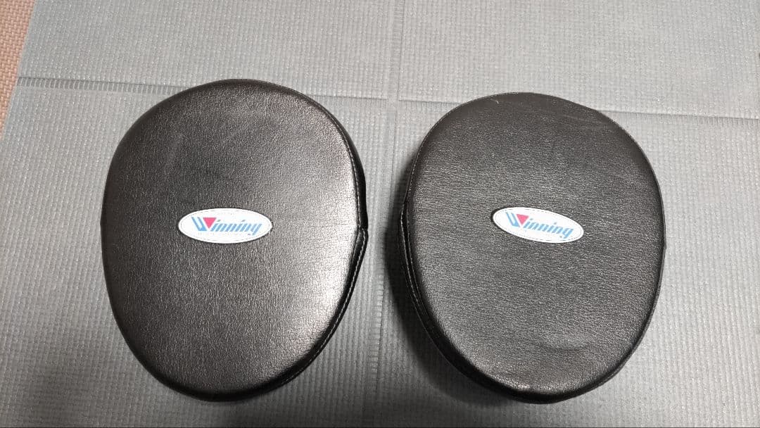 Winning パンチングミット 小判型 黒