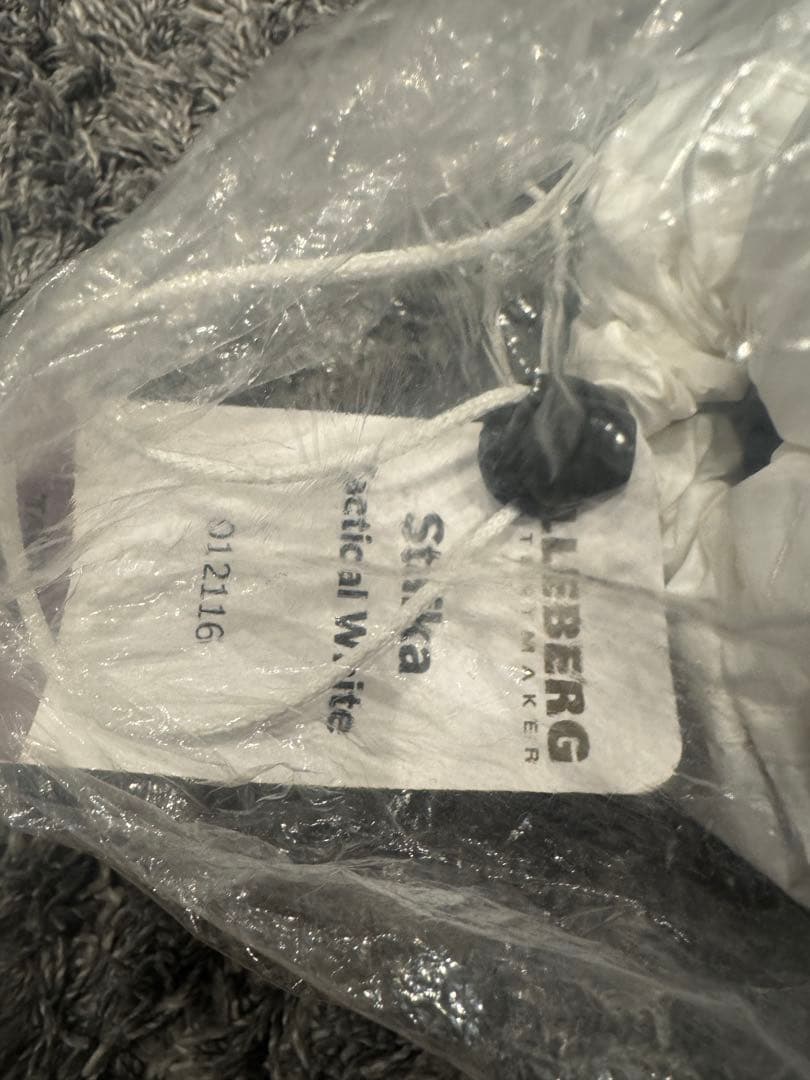 ヒルバーグ スタイカ　タクティカルホワイト