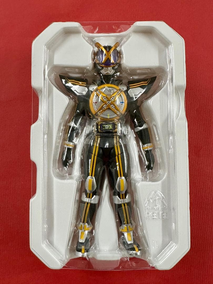 312 箱開封 本体未使用 真骨彫 仮面ライダーネクストカイザ