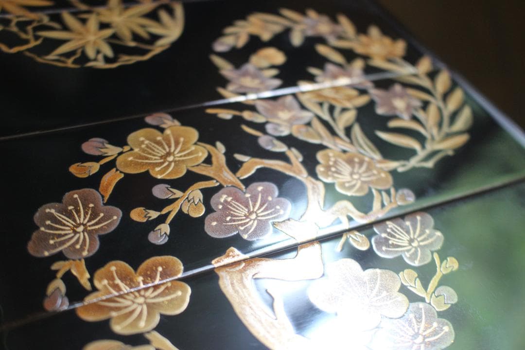 専用！上質黒漆に極上丸紋花蒔絵の映える手提四段重（検輪島塗重箱