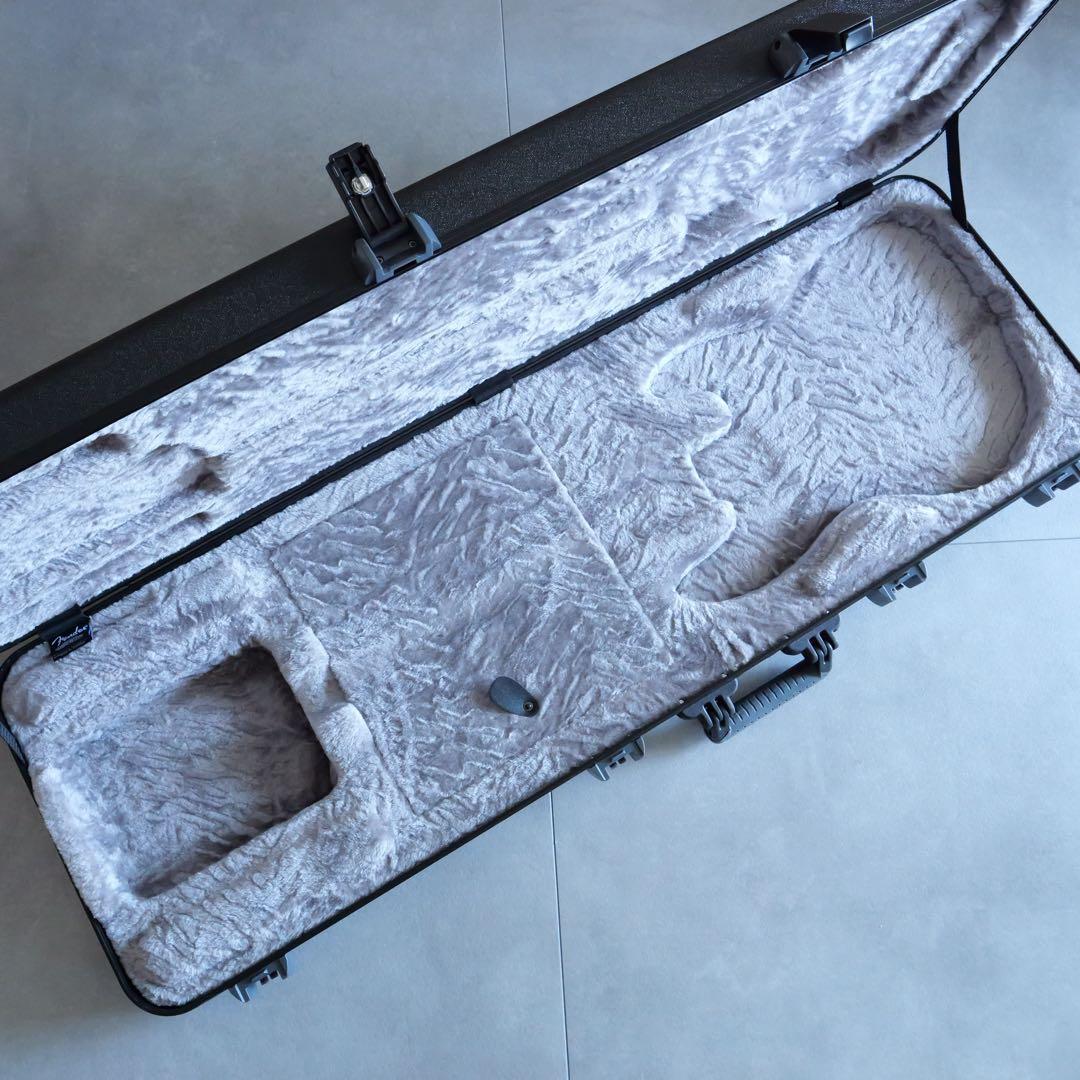 ベース Fender American Professional II JazzBass