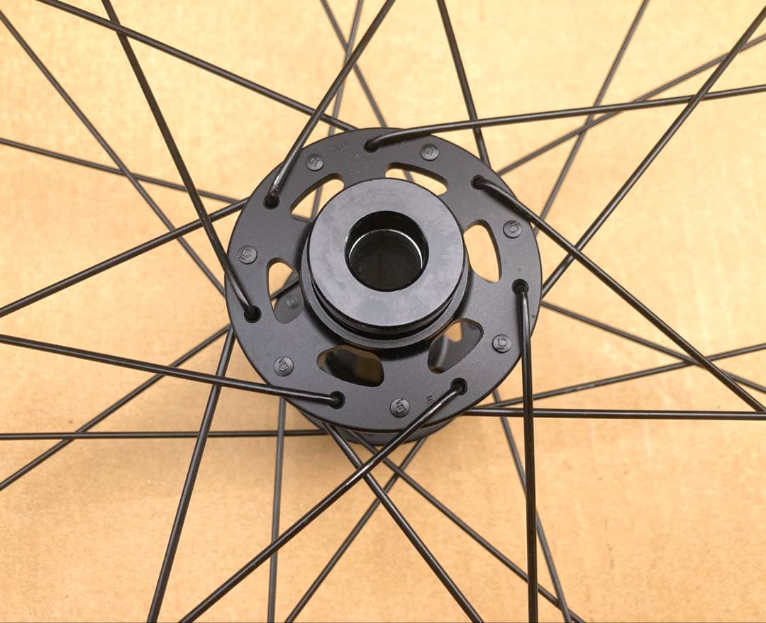 美品!!29 ブースト 15×110 12×148 /スペシャライズド