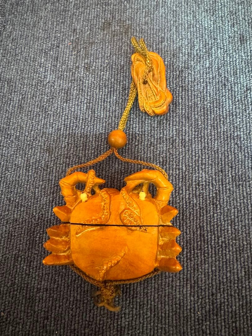 1689  蟹印籠　根付　時代物