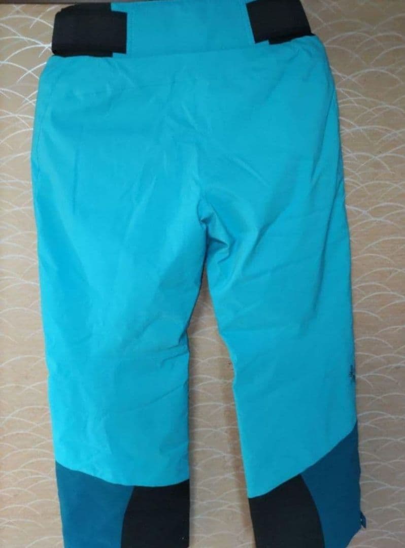 新品タグ付き GOLDWIN ゴールドウィン パンツ