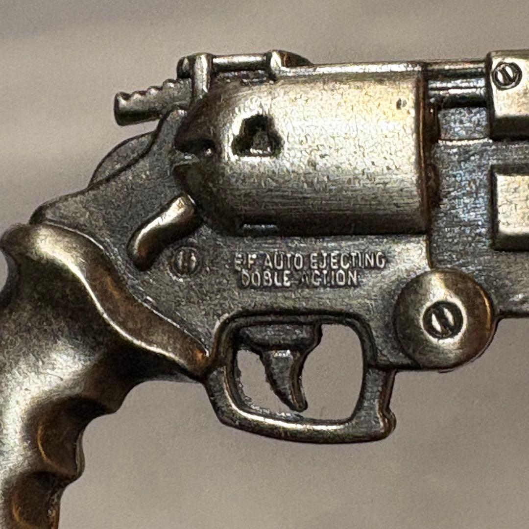 ★1998年当時物★金属製トライガン　ヴァッシュの銃45 Long Colt