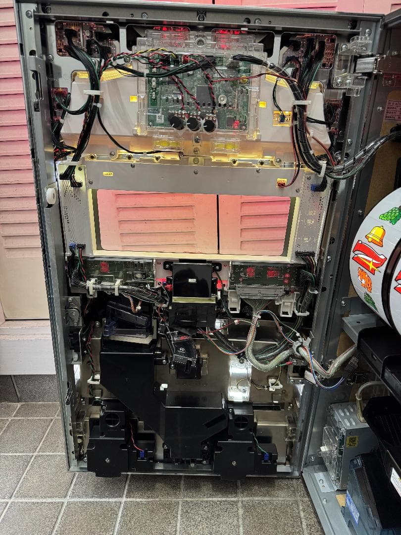 【ご自宅まで送料無料‼️】マイジャグラー4　北電子　5号機