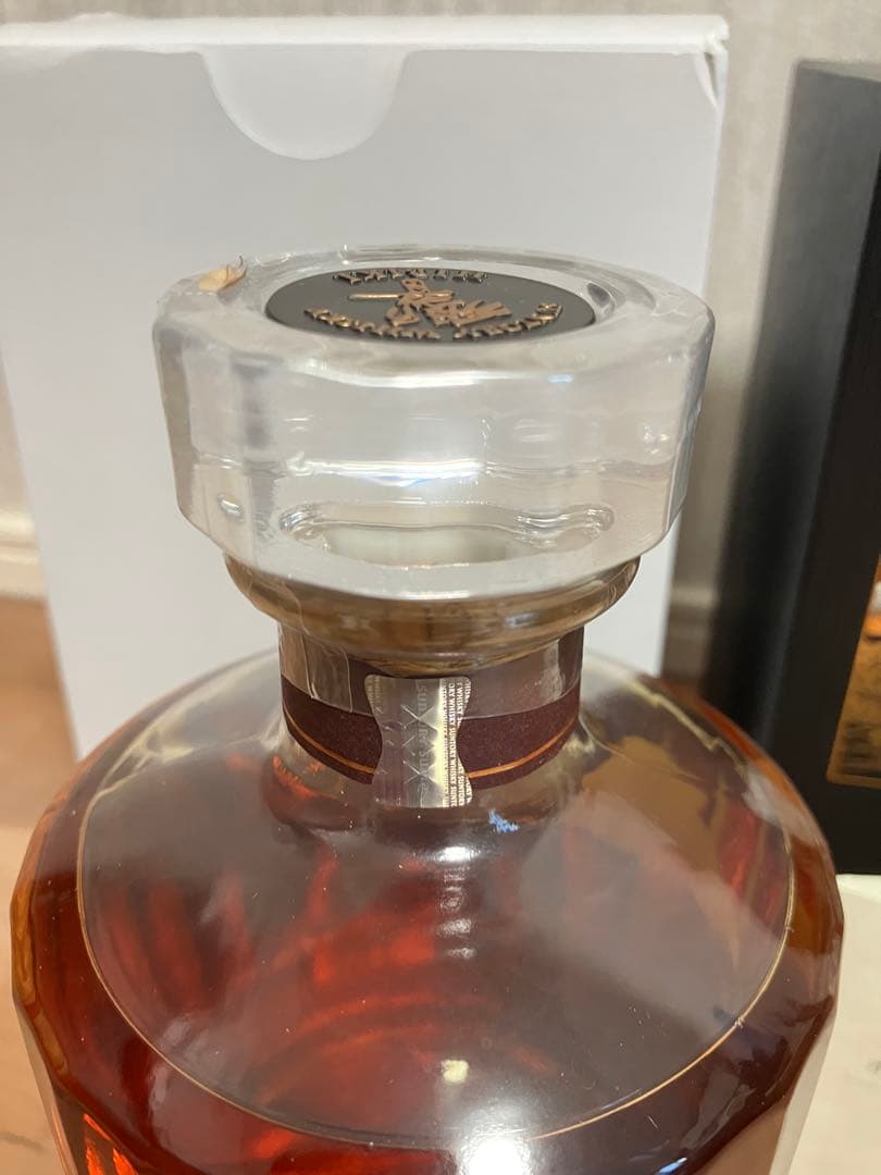 【新品・未開栓】響21年 意匠ボトル 花鳥風月