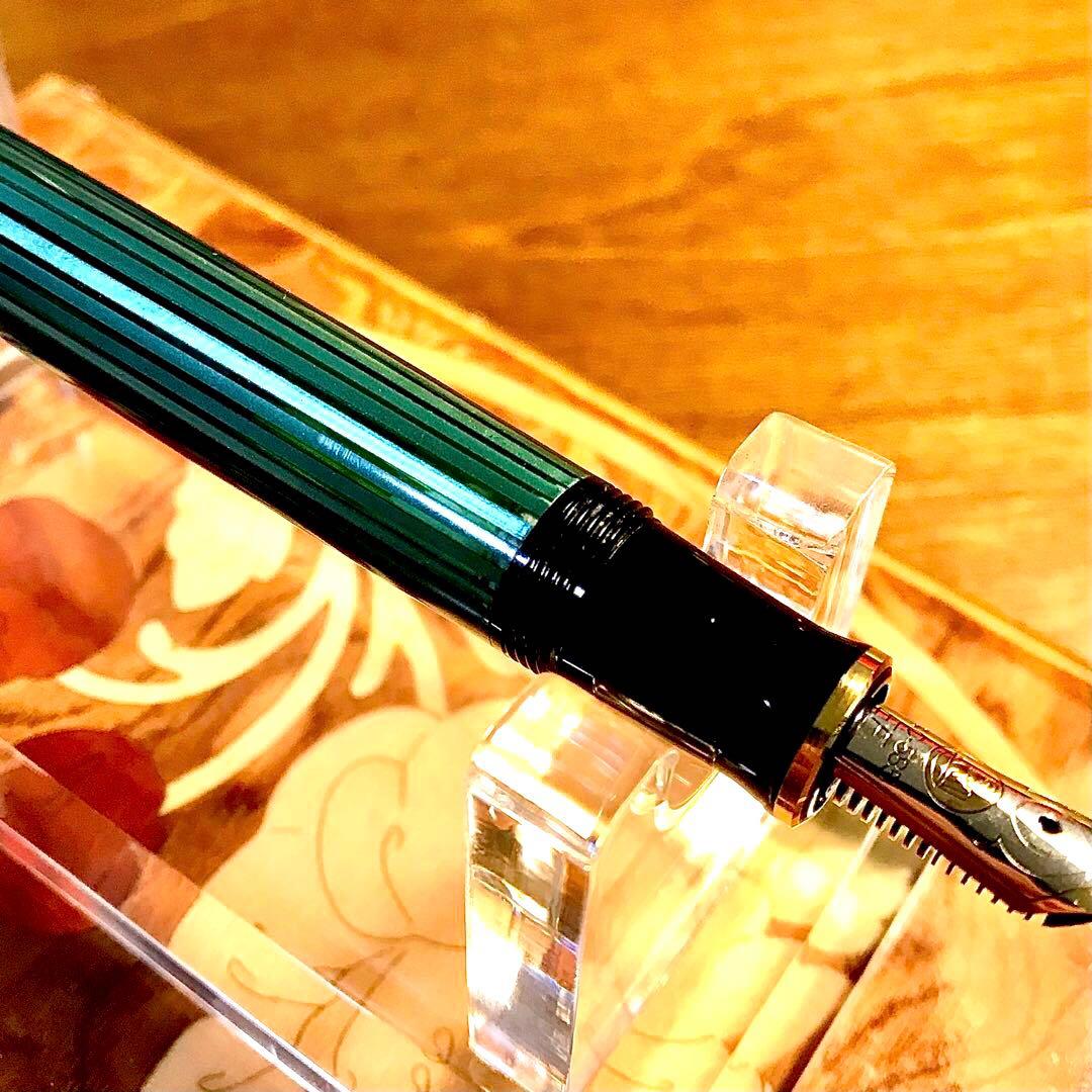 ☆超お勧め☆書き味抜群☆美しいペリカン万年筆M400グリーン縞(EF)