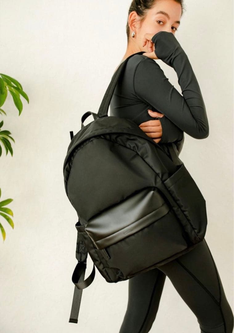 【エミヨガ新品紙タグ付き2点セット❗️】サスティナレッチプルオーバー&美脚レギンス