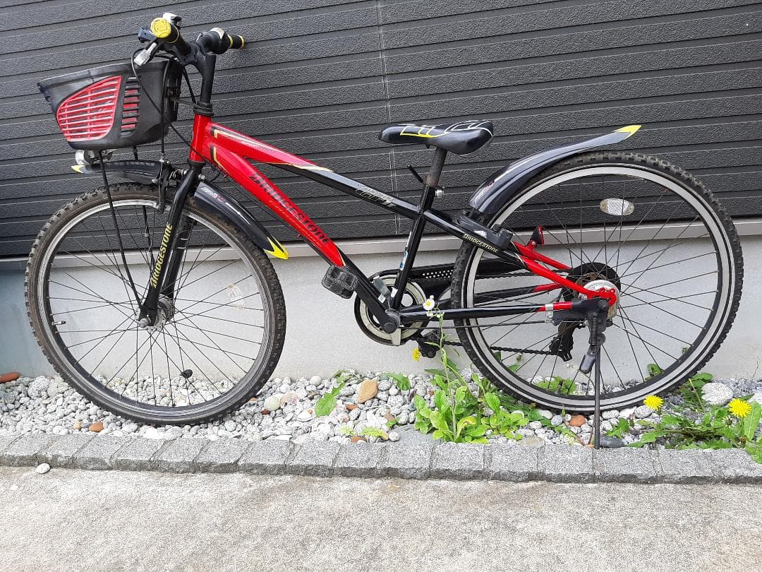 ブリヂストン ジュニア自転車 レッド/ブラック