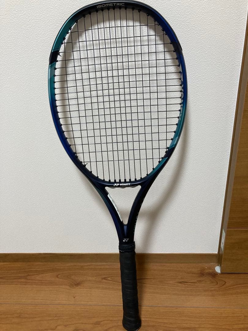 ヨネックスラケット　Ｅゾーン