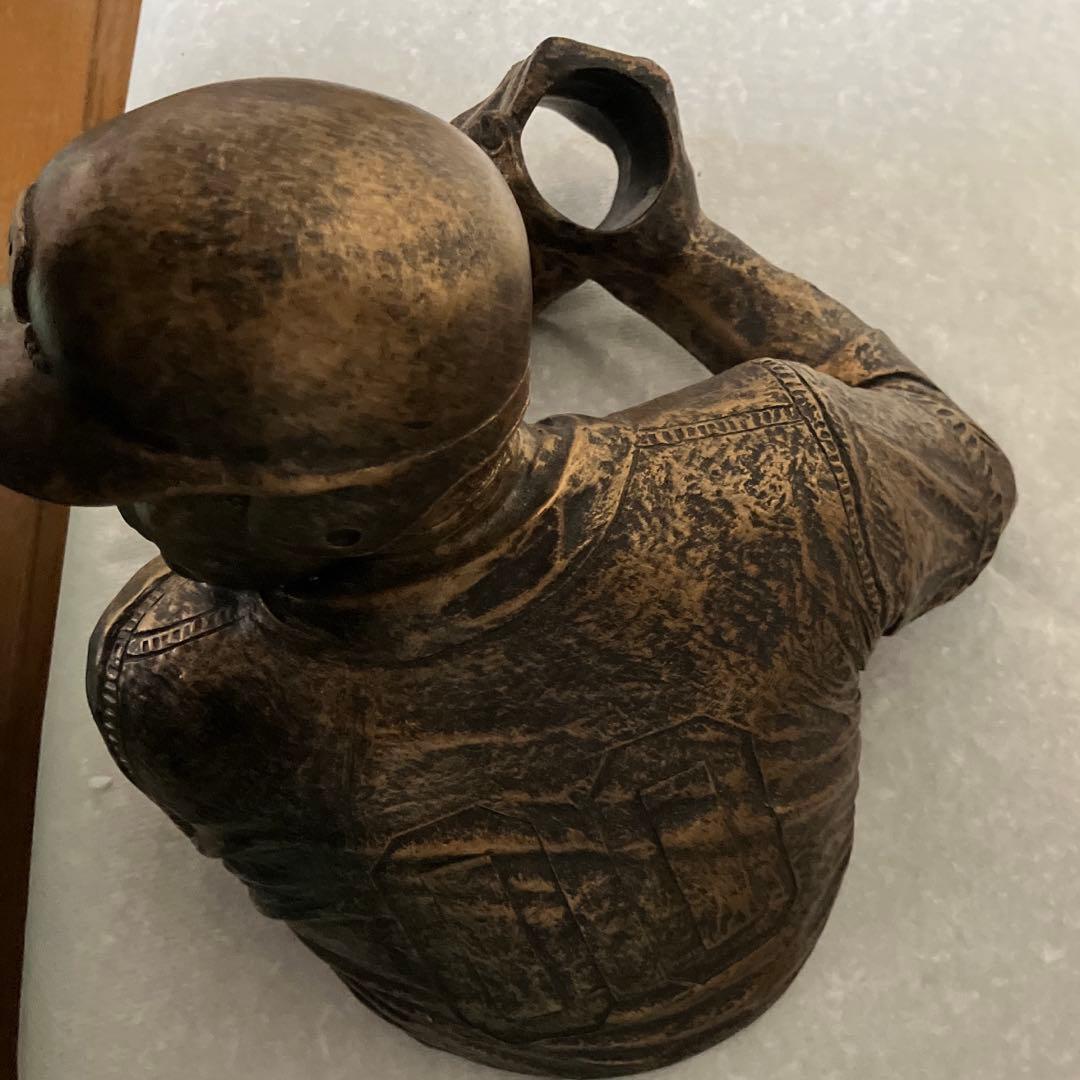 Detroit tigers ブロンズ像　置物