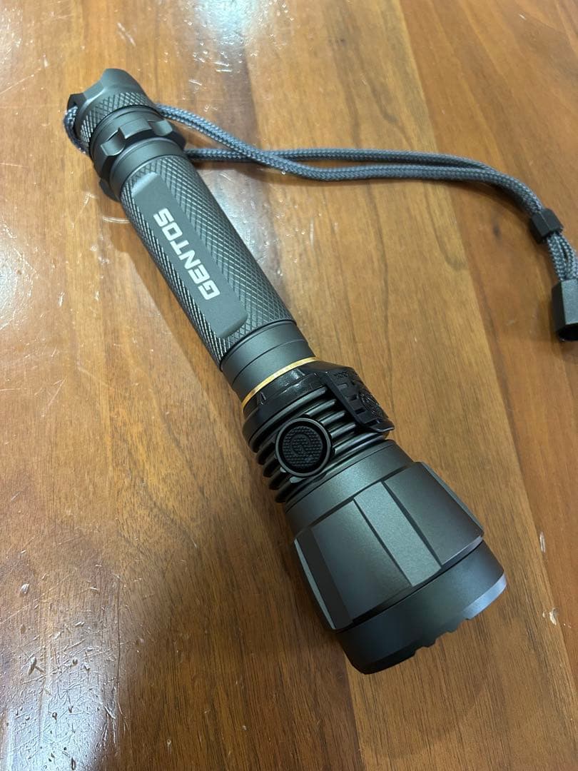 GENTOS 懐中電灯 LEDライト 充電式　UT-3200H