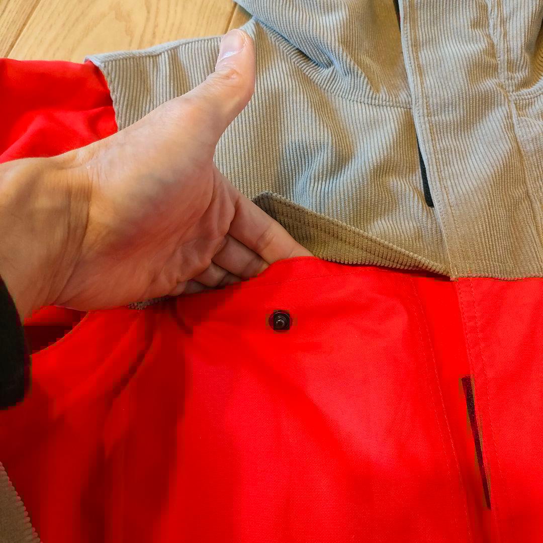 【美品】 BURTON analog　バートン スノーウエアジャケット L