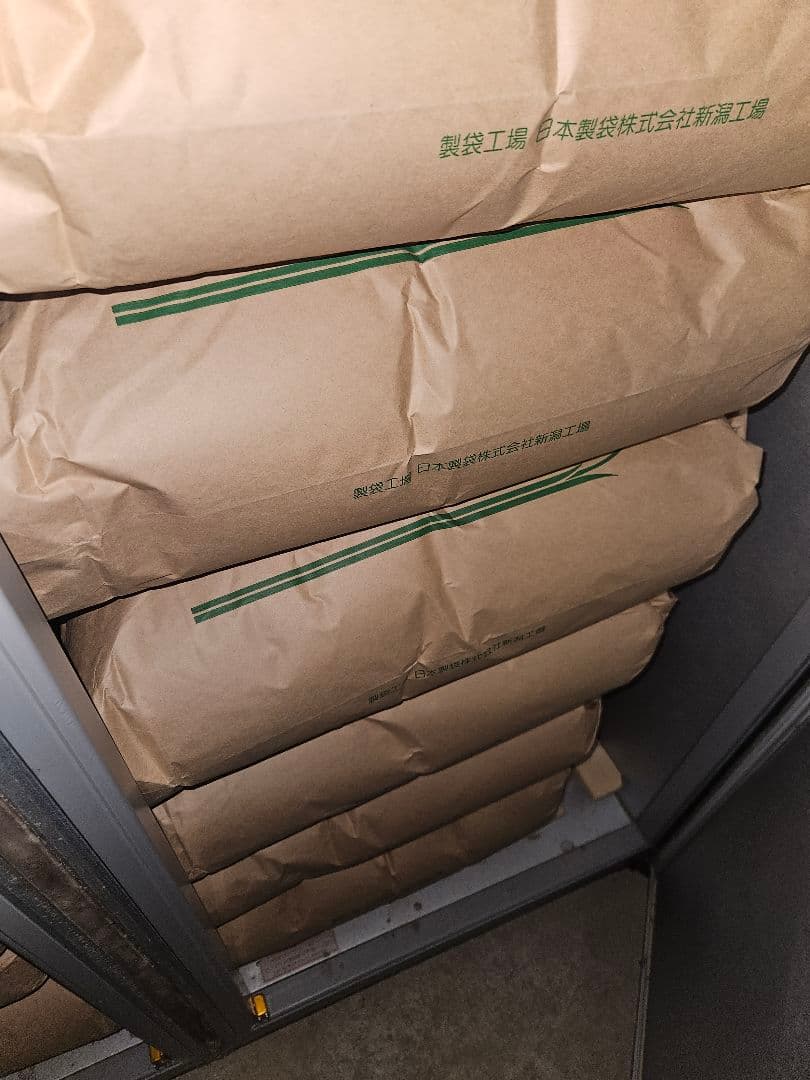 令和7年産　新米　新潟県長岡市産コシヒカリ 20kg 玄米