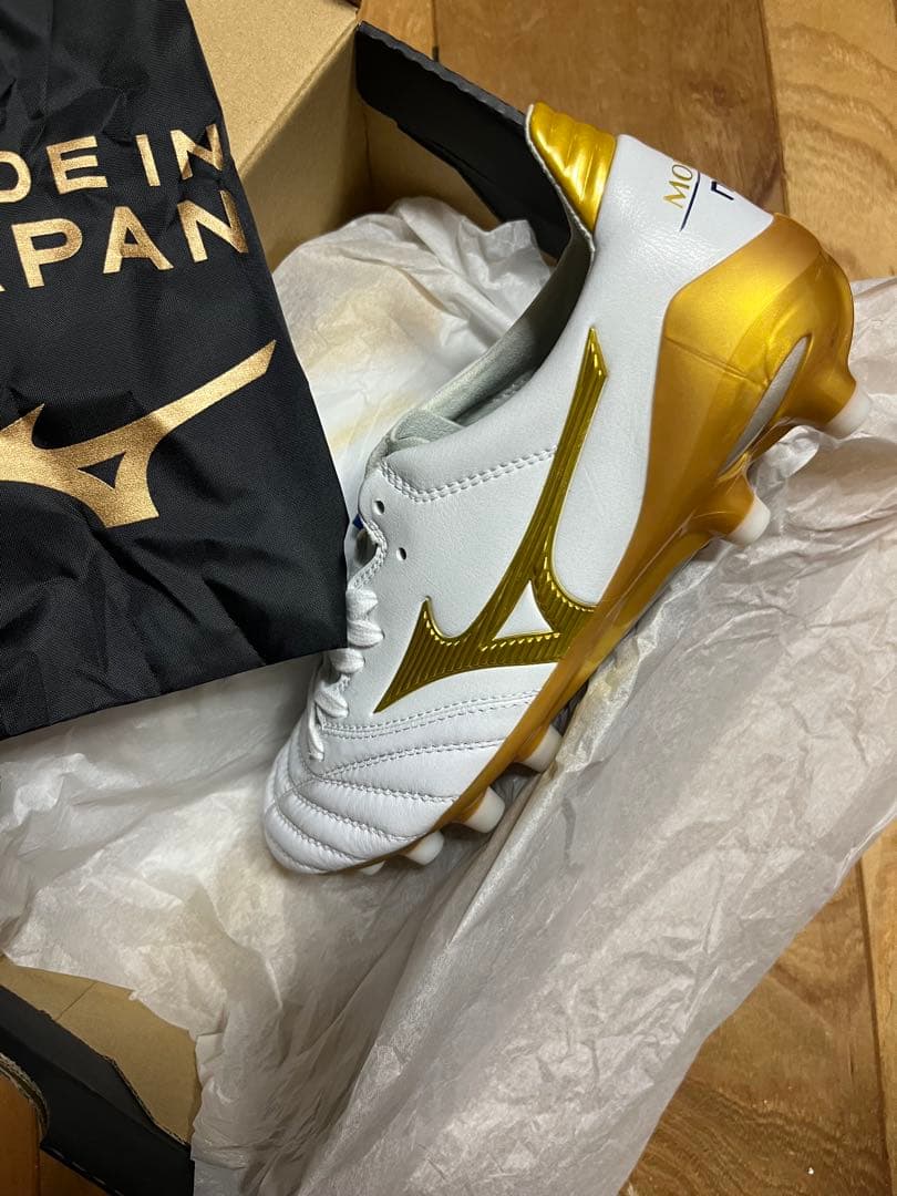 新品　超激レア　限定カラー　ミズノ　モレリア ネオ2 JAPAN 25cm