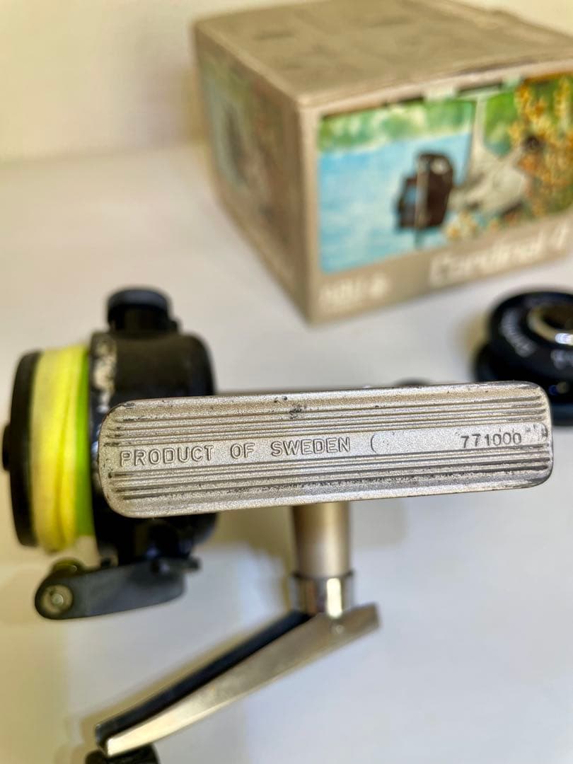 アブ　カーディナル4 替えスプール有り 箱、説明書等有り