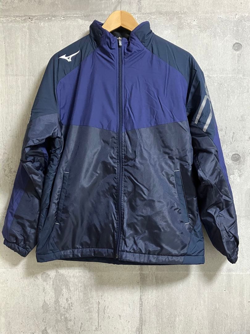 ミズノウィンドブレーカー ブレスサーモ仕様