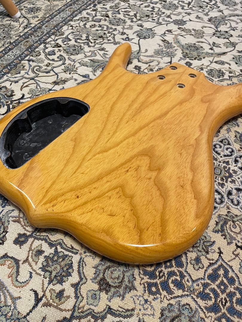 Ken smith ボディのみ エレキベース