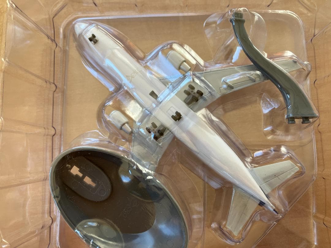 貨物機模型　南アフリカ航空　MD-11　1/400　　け