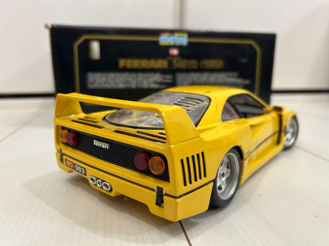 希少 1/18 フェラーリ Ferrari F40 1989 イエロー 希少色
