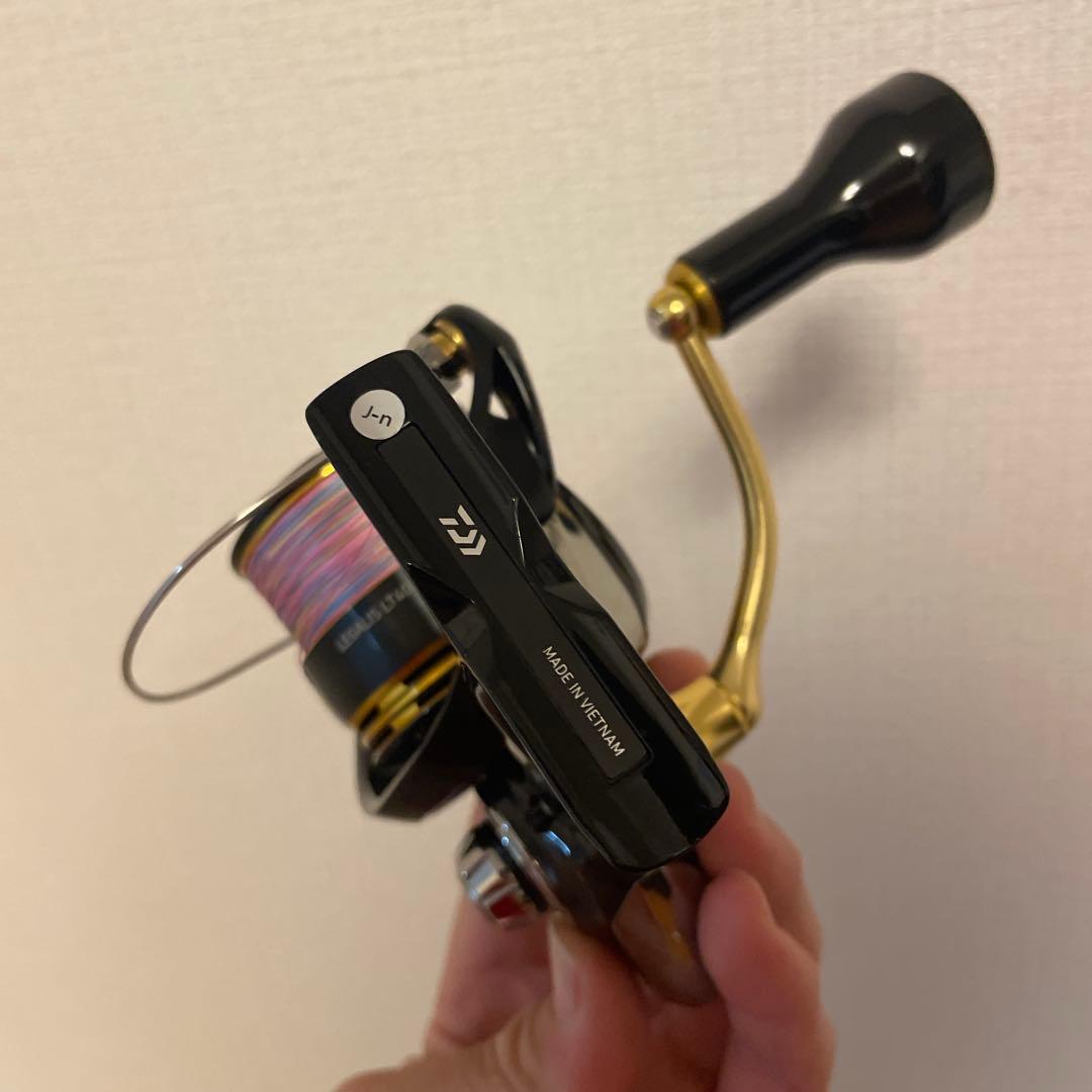 23レガリスLT4000-CXH　スピニングリール　レブロス　カルディア　レグザ