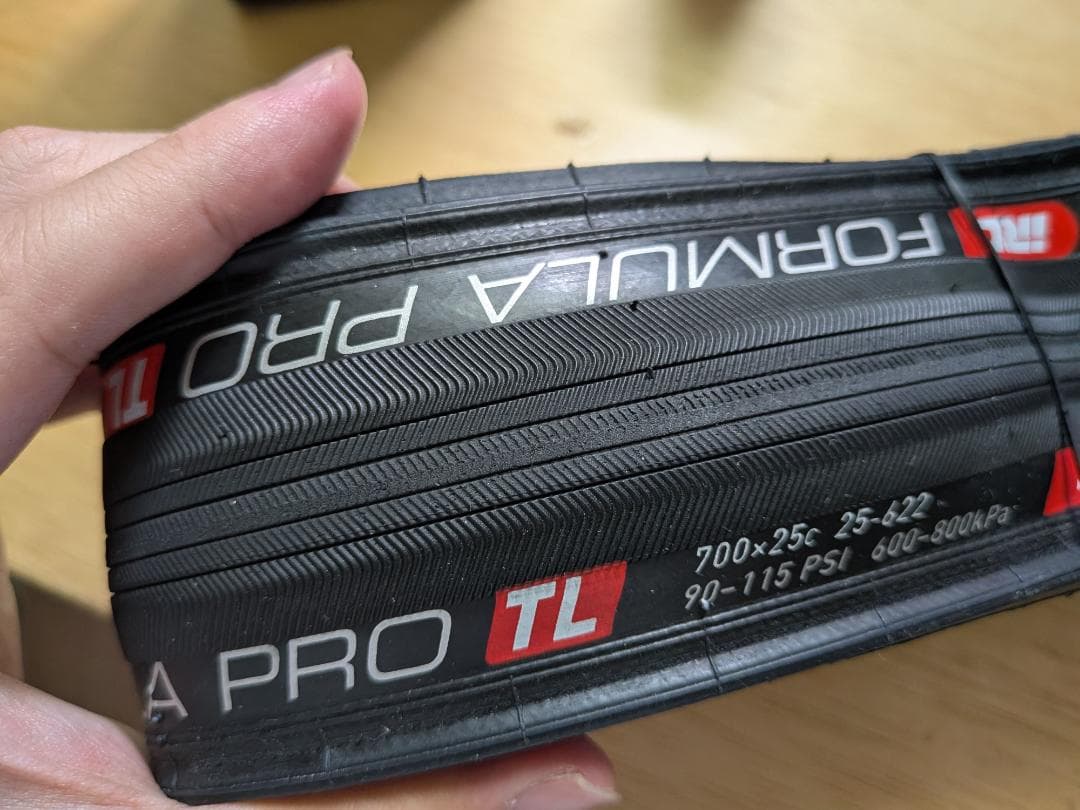 美品 IRC Formula Pro RBCC 25c TL 2本セット タイヤ