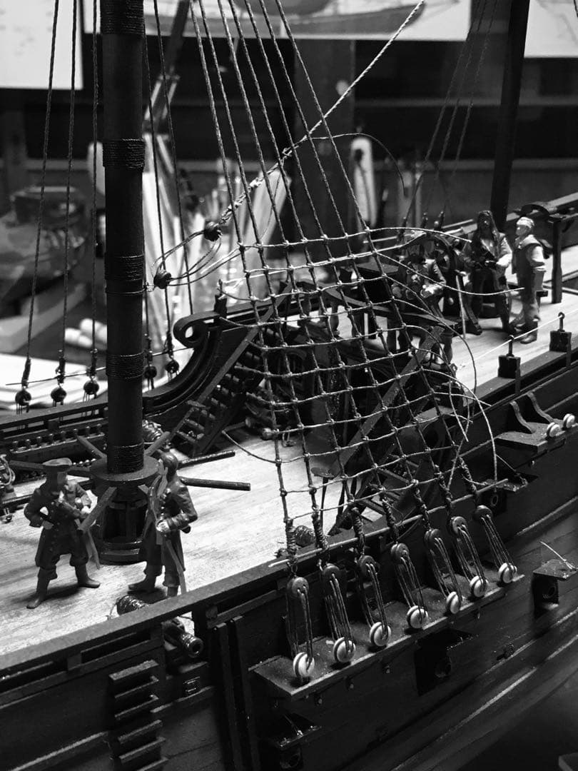 木造帆船模型　パイレーツ・オブ・カリビアン アシェット　1〜100ブラックパール