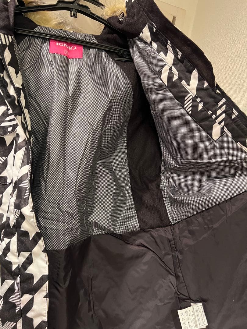 eriiika k. ★半日使用★スノーボードウェアセット（女性用）、