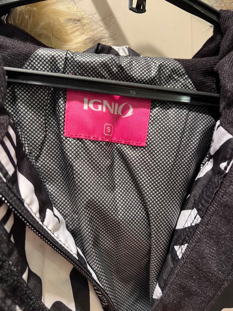 eriiika k. ★半日使用★スノーボードウェアセット（女性用）、