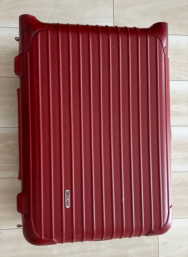 RIMOWA／リモワのSALSA／サルサ、レッドカスタムの35L