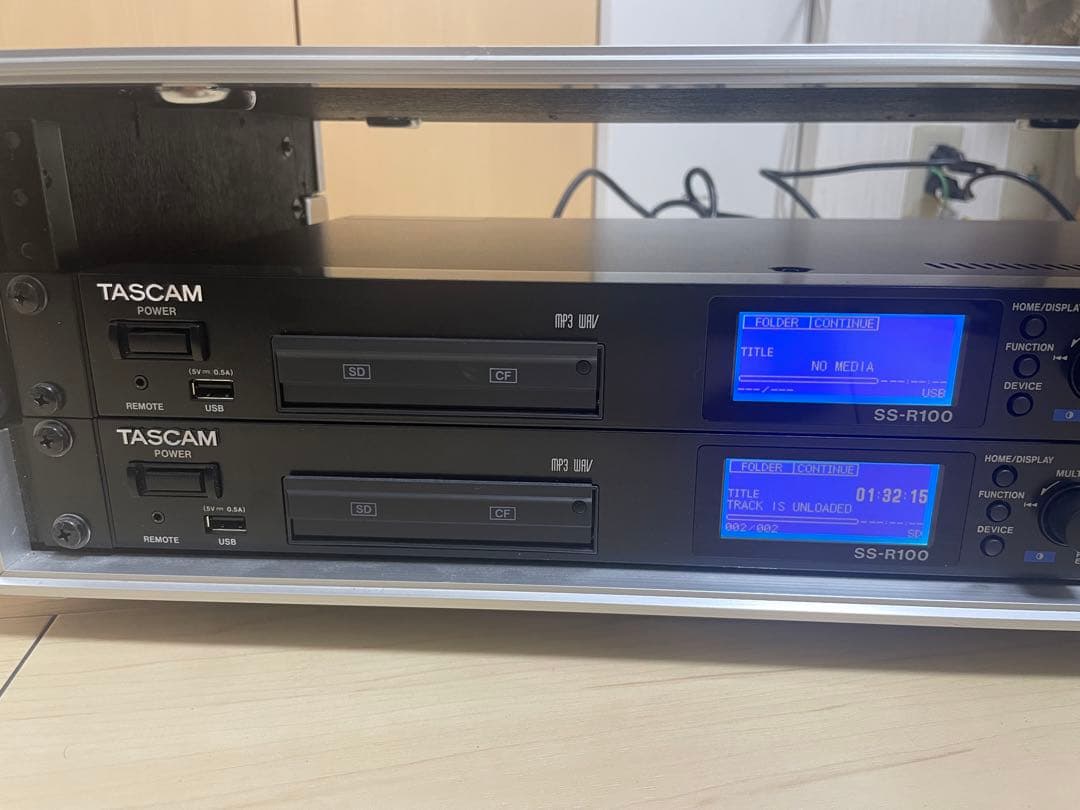 LECTROSONICS ラックケース TASCAM SS-R100