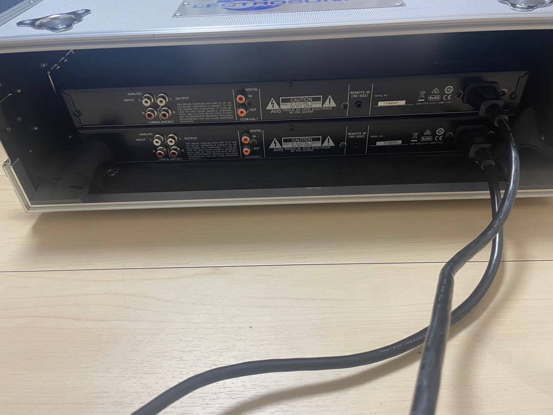 LECTROSONICS ラックケース TASCAM SS-R100