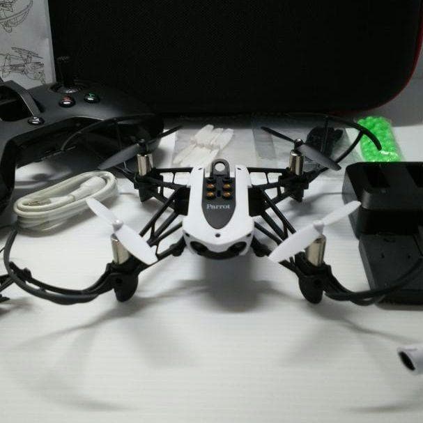 ドローン Parrot Mambo +装備品　専用ケースセット