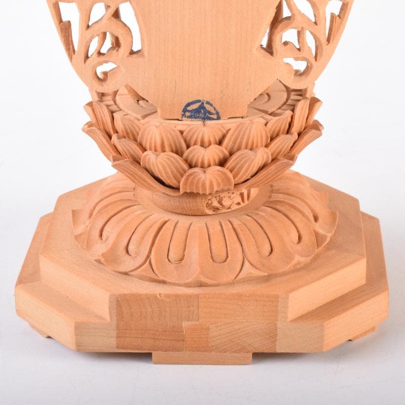 仏教美術　金彩柘植彫刻　聖観音菩薩像　仏像　置物　M　7073