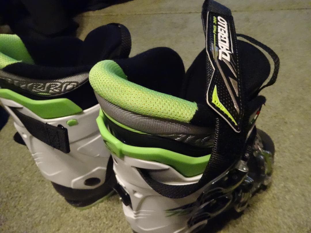 スキー　ブーツ　DALBERRO AERRO 75　26,5cm