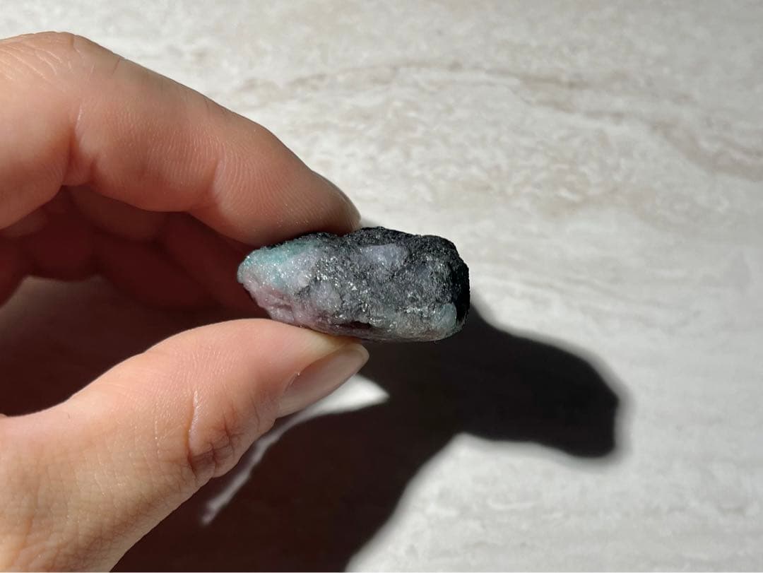 ブラジル パライバ州 バターリャ鉱山産 パライバトルマリン 原石 鉱物