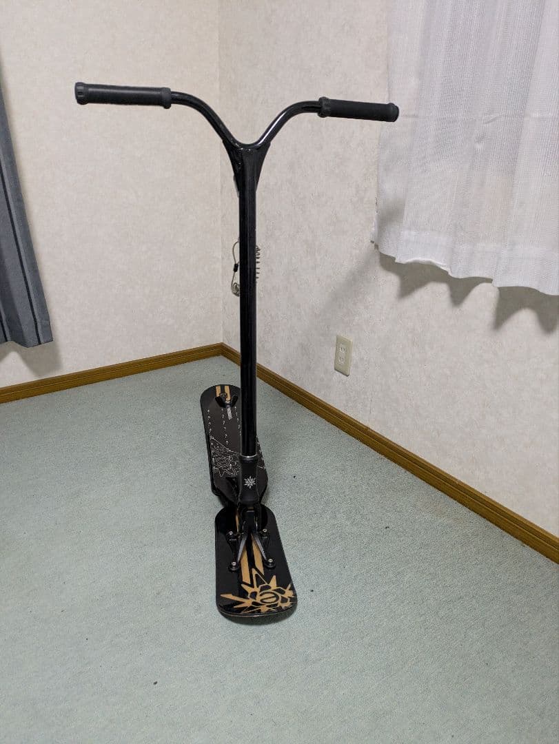 スノースタントスクート　スノースクート　スノーモト