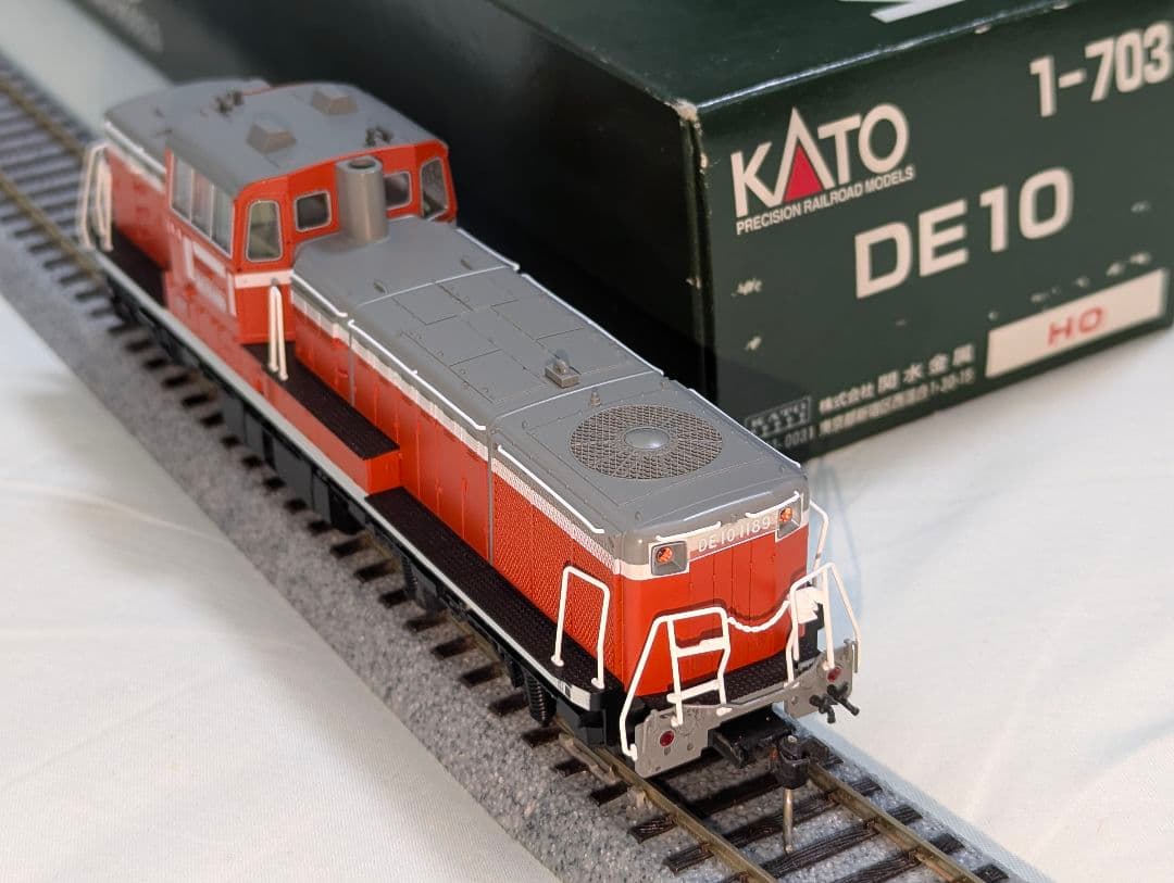KATO　DE10　HO　【1-703】　パーツ、インレタ取付済み残りあり　②