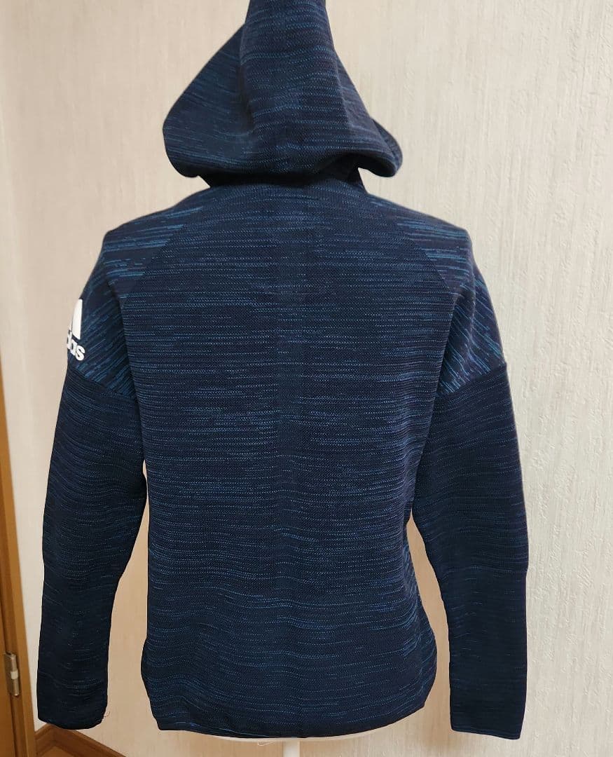 adidas フード付きジャケットネイビー ジュージ上下レディース