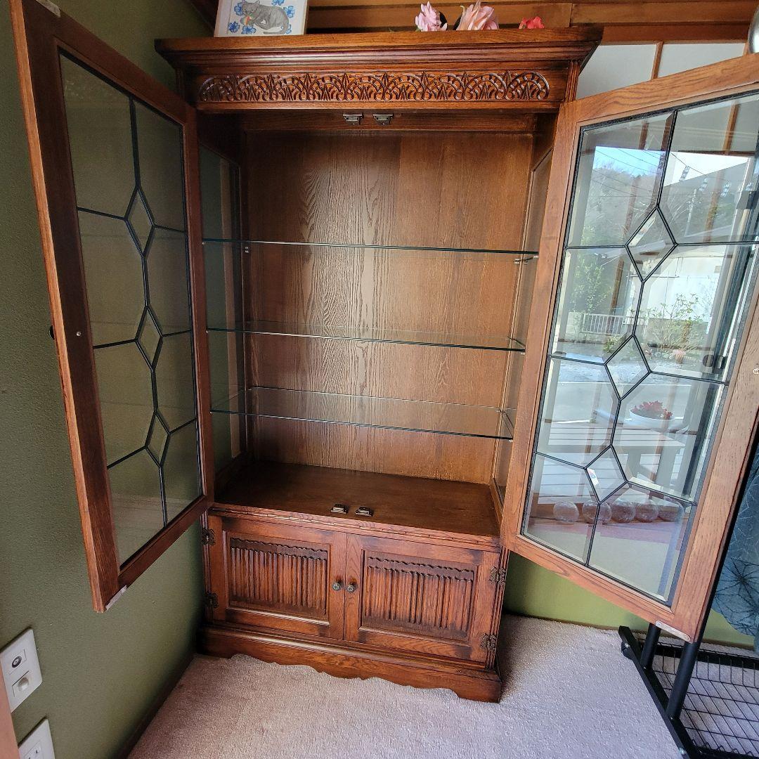 葉山家具木製ガラス扉キャビネット