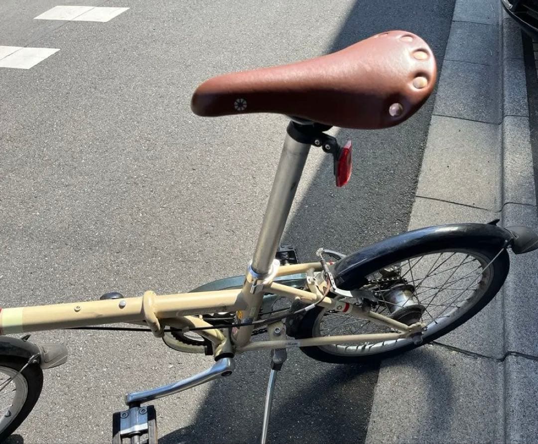 [引き取り限定] DAHON Boardwalk i5