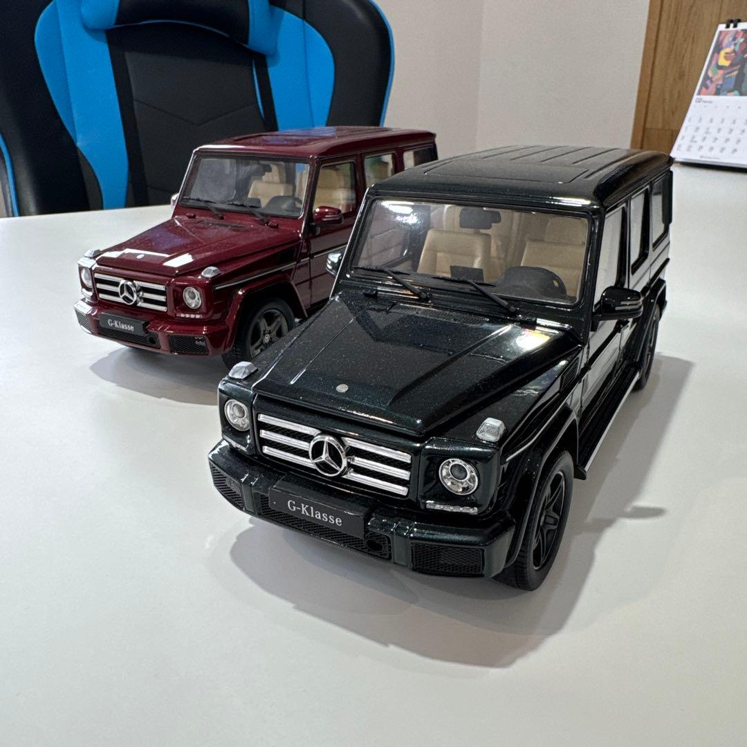 Gクラス　ミニカー 1/18 ベンツ　ゲレンデ　2台セット
