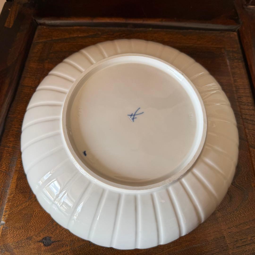 美品マイセンブルーオニオン　輪花ボウル　21.5cm