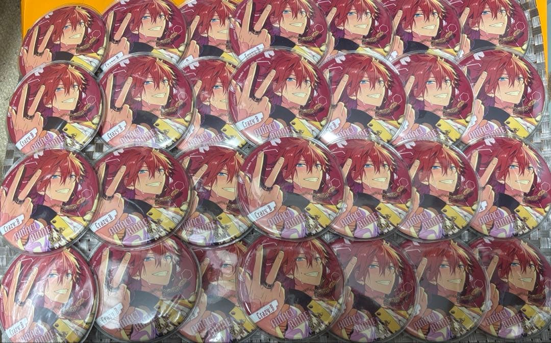 あんスタ　天城燐音　プライズ　缶バッジ