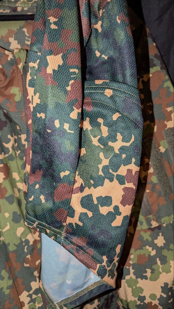 Mordor tac社製 夏用 Izlom 迷彩服