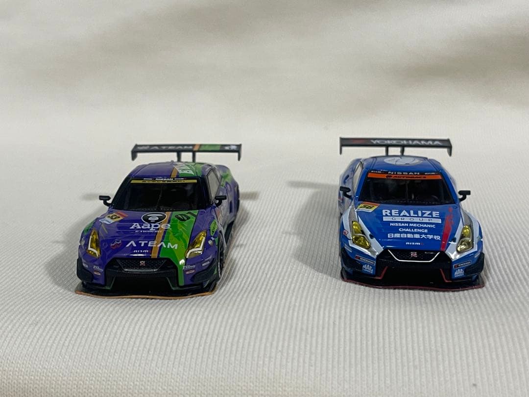 MiniGT 1/64 R35 ミニカー2台セット