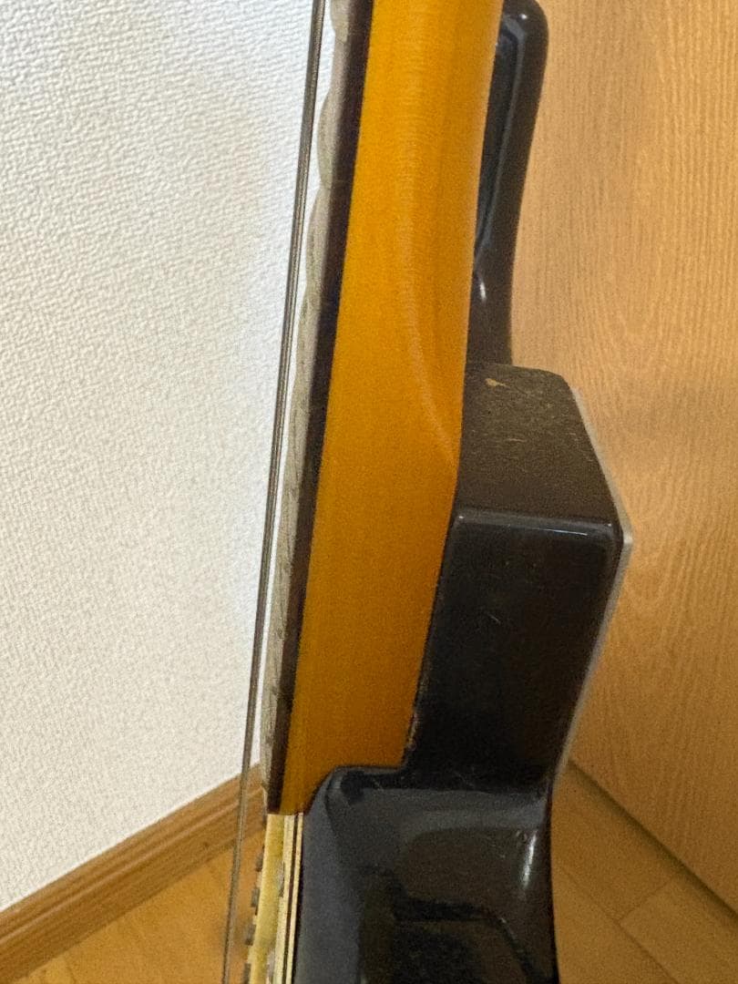 Squier by Fender ストラトタイプ エレキギター　中古