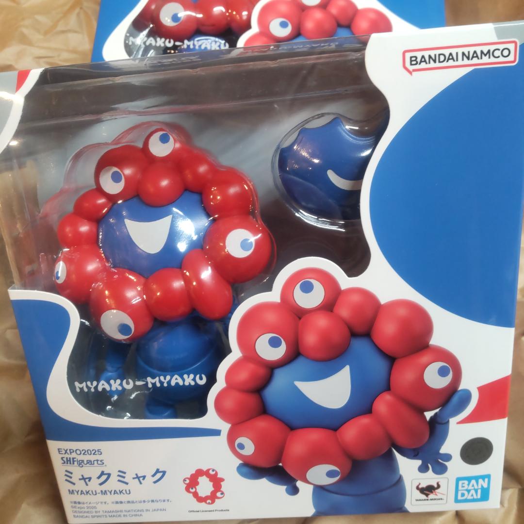 ミャクミャクフィギュアーツ　関西万博S.H.Figuarts　２個セットです✿