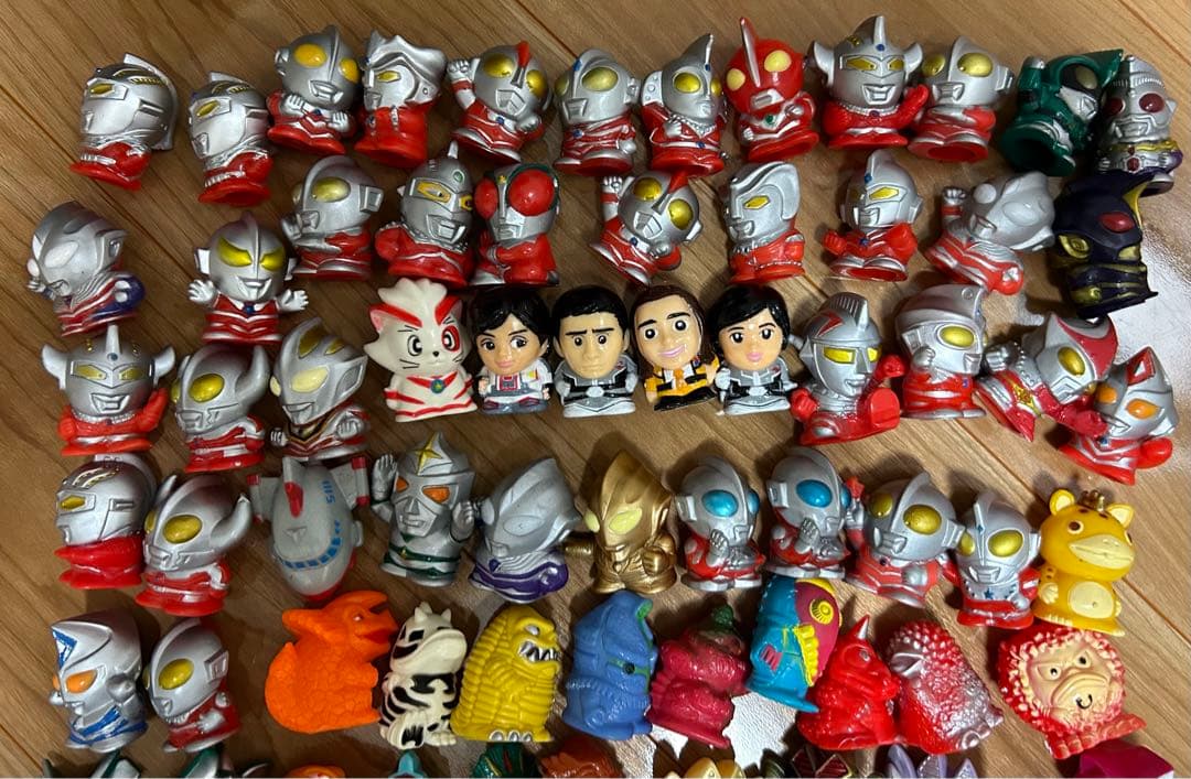 平成初期【当時物】ウルトラマン　指人形100体以上【未使用】　レアコレクション